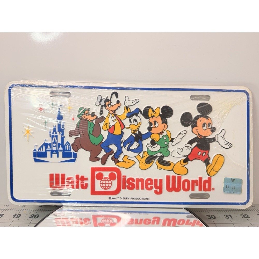 NOS Sealed Vintage Embossed Walt Disney World License Plate Metal! Mickey Mouse